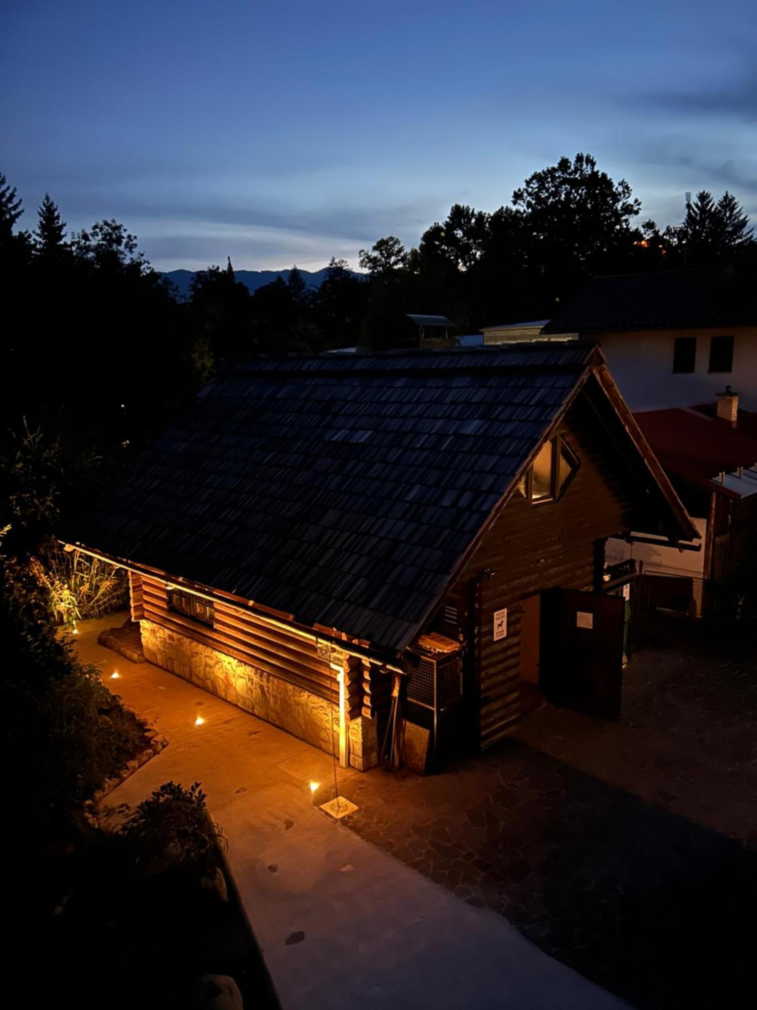 Alice Chalet Bled - Adults Only المظهر الخارجي الصورة